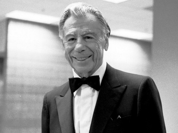 25 Unbelievable Facts About Kirk Kerkorian 