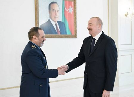 ՊԱՇՏՊԱՆՈՒԹՅԱՆ ՆԱԽԱՐԱՐԸ ՆԱԽԱԶԳՈՒՇԱՑՐԵԼ Է ԱԼԻԵՎԻՆ. իրանցի քաղաքագետ